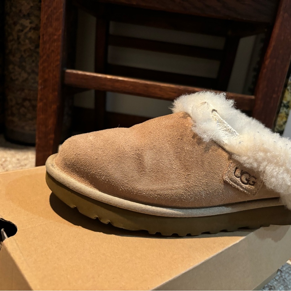 UGG women’s cluggette size 8 - Picture 7 of 8